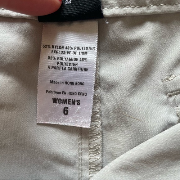 Patagonia Women's Light Tan Inter-Continental Shorts - Picture 4 of 8